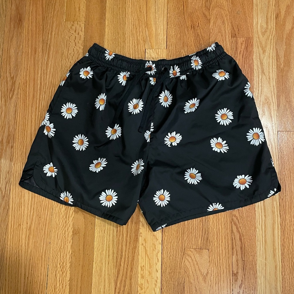 Nike Black Daisy Print Men's Athletic Shorts